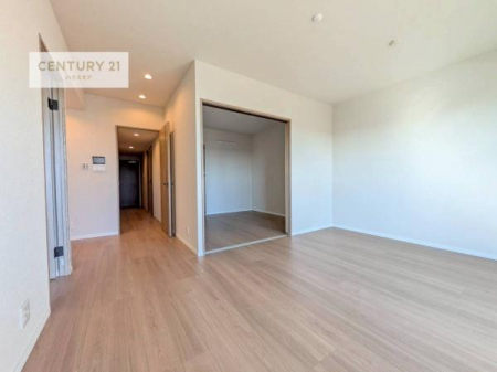 ���r���O�@�S�n�ǂ����r���O�͉Ƒ������R�ƏW�܂�܂��B�Ƒ��c�R�̎��Ԃ����������ł��B���Ƒ��ƁA����w�[���������Ԃ��߂��������ł��ˁB