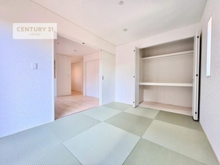 �a���@���r���O�Ɨאڂ����a���ł��I�Ǝ��̋x�e�X�y�[�X��L�b�Y�X�y�[�X�Ƃ��Ċ��p����̂��悳�����ł��ˁI
�a���̎g�����͖�����I