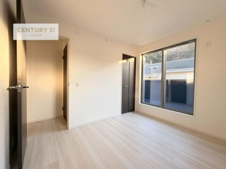 �m���@�傫�ȑ����炽���Ղ�̍̌����������m���ł��B���邭�S�n�悭�����Ƃ������Ȃ�悤�ȋ�Ԃł��B