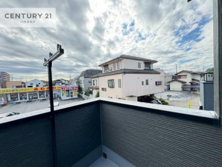 �Z�˂���̒��]�ʐ^�@������������Z��X�ł��I���͂ɂ͍����������Ȃ��A�󂪍L���J����������A�z�������傫���Ղ��邱�Ƃ�����܂���I�C�����̗ǂ������ʂ蔲����X���݂ł��I