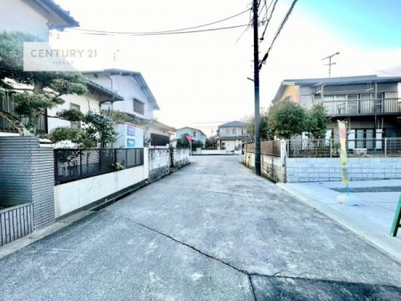 ���̑����n�@�O�ʓ��H��6���I�z����ǍD�ȗ��n�ł��B
�Ԍɓ��ꂪ���ȕ������S�ł��ˁB