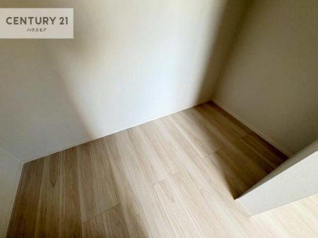 ���[�@�E�H�[�N�C���N���[�[�b�g�t���ł��B��������̂��m���Ȃǂ����[���Ă��������ł��ˁI���ɂ���@�������ȂǋG�ߕ��̑傫�ȉƓd�����[�ł��܂��I