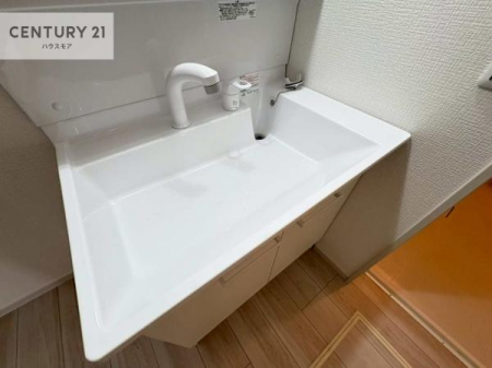 ���ʑ�E���ʏ��@�[�����ʑ�{�E���́A�������˂ɂ����̂ł�����ꂪ�y�X�I���������ۂĂ܂��I
�L���C�Ȑ��ʏ��Ŏ��������̃��`�x�[�V�������オ��܂��ˁI