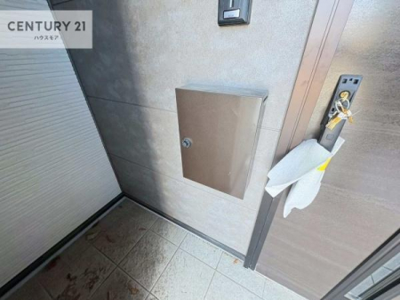 ���̑����n�@�X�փ|�X�g�t���ŕs�ݎ��ł��ו����󂯎��ĂƂ��Ă��֗��I
�Ƃɂ��Ȃ��Ⴂ���Ȃ��X�g���X����I�Ĕz�B�̎�Ԃ��Ȃ��܂��I