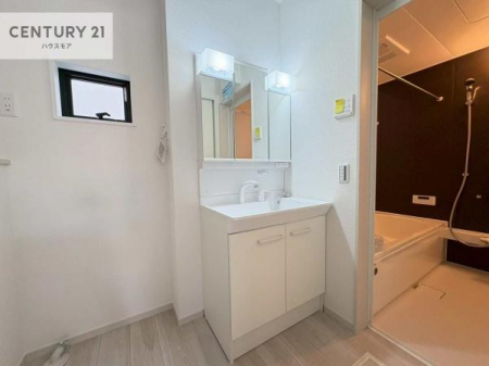 ���ʑ�E���ʏ��@�����t���̖��邢���ʎ��ł��I���C�������ɓ���ւ����ł��Đ����ɕۂ��Ƃ��ł��܂��I���R�����������ނ̂ł����ς̎d�オ����ǂ��Ȃ�܂��ˁI