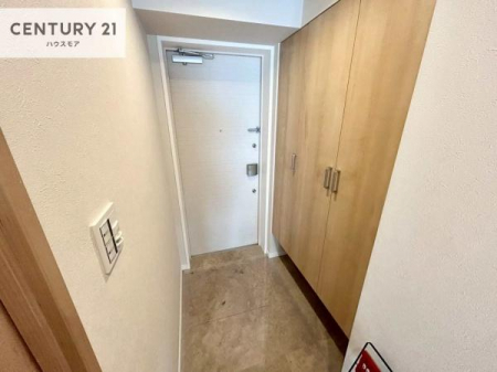 ���ց@�V���[�Y�{�b�N�X�t���Ȃ̂ŁA���ւ��Еt�����|�������₷���ł��I
�X�b�L���������ւŌ˂��J�����u�ԁA�������̂���S�n������Ԃ��o�}���Ă���܂��B