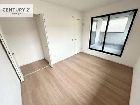 �q�������@���[�X�y�[�X����������m�ۂ���Ă��邽�߁A���������w�p�i���T�b�ƕЕt���A���ł��X�b�L���B
�Y��ȋ�Ԃ��ۂĂ܂��I