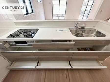 �L�b�`���@���[�X�y�[�X���L�x�ŁA�����X�y�[�X���X�b�L���ƕЕt���Ђ�`�����p�ł��܂��I
���K�ɍ�Ƃ��ł��܂��I�����̗���������܂��I