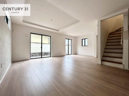 ���r���O�@�����Ƒ��Ɗ炪���킹���郊�r���O�C���K�i�I�R�~���j�P�[�V�������Ƃ�₷���̂Ŋ��C���ӂ��k�c�j�����o���邱�Ƃ��ł��܂��I