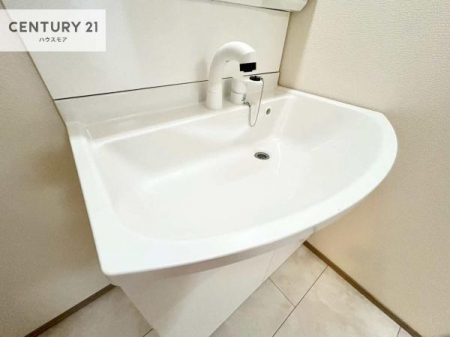 ���ʑ�E���ʏ��@�[�����ʑ�{�E���́A�������˂ɂ����̂ł�����ꂪ�y�X�I���������ۂĂ܂��I
�L���C�Ȑ��ʏ��Ŏ��������̃��`�x�[�V�������オ��܂��ˁI