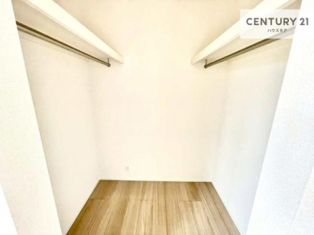 ���[�@�E�H�[�N�C���N���[�[�b�g�t���ł��B��������̂��m���Ȃǂ����[���Ă��������ł��ˁI���ɂ���@�������ȂǋG�ߕ��̑傫�ȉƓd�����[�ł��܂��I