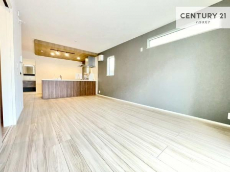 ���r���O�@�J�����̂���L�XLDK�I�\�t�@�[��_�C�j���O�e�[�u����u���Ă������ɂȂ�Ȃ��̂ŉ��K�ɉ߂����܂��I�R�~���j�P�[�V���������₷�����r���O�ł��I