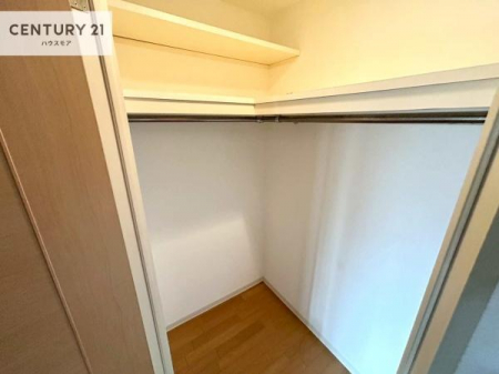 ���[�@�E�H�[�N�C���N���[�[�b�g�t���ł��B��������̂��m���Ȃǂ����[���Ă��������ł��ˁI���ɂ���@�������ȂǋG�ߕ��̑傫�ȉƓd�����[�ł��܂��I