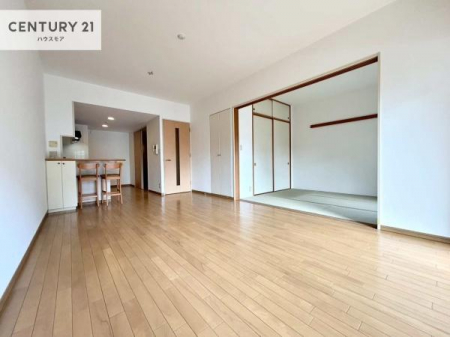 ���r���O�@�L�X�_�C�j���O�X�y�[�X�I������肨�H���B�΂��������y�������Ԃ��߂����܂��B���X�̔���������܂��I