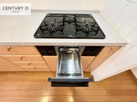 �L�b�`���@�R�����͎O������̂ł������̓����i�s���ł��܂��B
�������O�����t���ł��B�����X�y�[�X���L�X���Ă���׍�Ƃ����₷���I�g�����肪�ǂ��V�X�e���L�b�`���ł��I