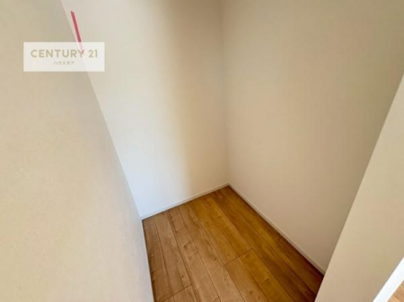 ���[�@�E�H�[�N�C���N���[�[�b�g�t���ł��B��������̂��m���Ȃǂ����[���Ă��������ł��ˁI���ɂ���@�������ȂǋG�ߕ��̑傫�ȉƓd�����[�ł��܂��I