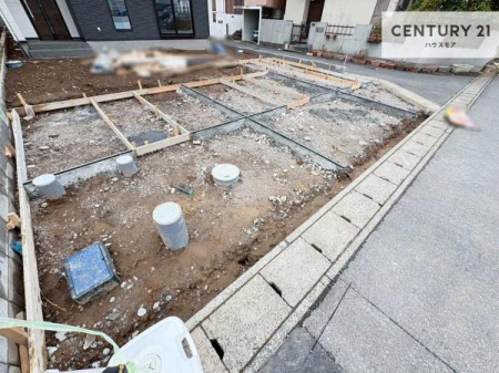 ���ԏ�@���ԃX�y�[�X��3�䕪����܂��I�Z�J���h�J�[�͂������A�o�C�N�⎩�]�ԂȂǂ��u���ꏊ�ɍ���܂���B