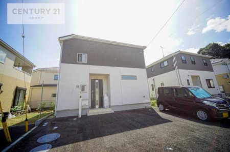 ���ԏ�@���ԃX�y�[�X��3�䕪����܂��I�i�Ԏ�ɂ��j�Z�J���h�J�[�͂������A�o�C�N�⎩�]�ԂȂǂ��u���ꏊ�ɍ���܂���B