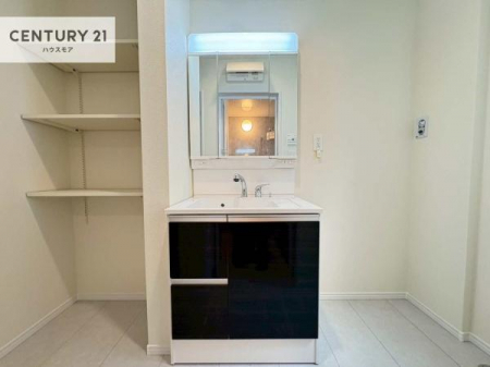 ���ʑ�E���ʏ��@���[�����Ղ�̐��ʎ��I���p�i�̃X�g�b�N��o�X�^�I�����X�b�L���Ǝ��[�ł��Ď��o���₷���I����肪�X�b�L���Еt���ċC�����̗ǂ���ԁI