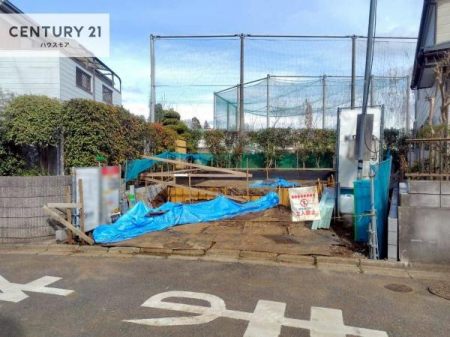 ���ԏ�@���ԃX�y�[�X��2�䕪����܂��I�Z�J���h�J�[�͂������A�o�C�N�⎩�]�ԂȂǂ��u���ꏊ�ɍ���܂���B