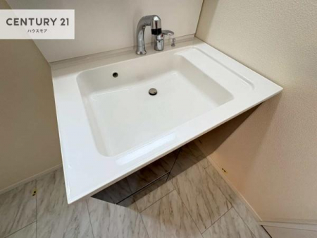 ���ʑ�E���ʏ��@�[�����ʑ�{�E���́A�������˂ɂ����̂ł�����ꂪ�y�X�I���������ۂĂ܂��I
�L���C�Ȑ��ʏ��Ŏ��������̃��`�x�[�V�������オ��܂��ˁI