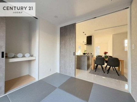 �a���@���r���O�Ɨאڂ����a���ł��I�Ǝ��̋x�e�X�y�[�X��L�b�Y�X�y�[�X�Ƃ��Ċ��p����̂��悳�����ł��ˁI
�a���̎g�����͖�����I