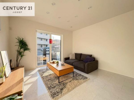 ���r���O�@�傫�ȑ����炽���Ղ�̗z���������閾�邢���r���O�B�J�����̂��郊�r���O�ŉƑ��c���̂��났�̎��Ԃ��߂����܂��I�����̂����w�\�ł��I���񌻒n�ŗz������Ȃǂ��̊����������܂��I