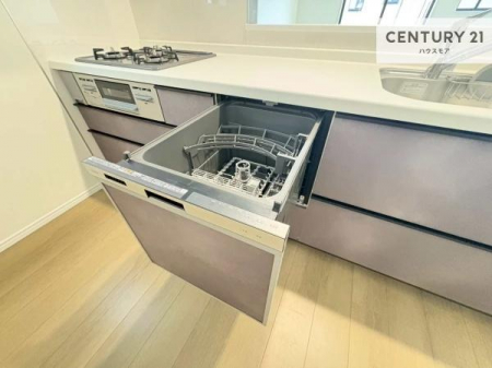 �L�b�`���@�H��@�t���̃L�b�`���ł��I�Z���������r��h�~�Ƃ��đ�ϊ��􂷂�֗��Ȏd�l�ł��I�r���g�C���Ȃ̂ŃL�b�`���̏ꏊ����炸�����X�y�[�X���L���g�����Ƃ��o���܂��I