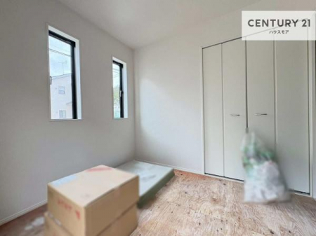 �a���@�܂���͕~����Ă���܂��񂪁A���r���O�Ɨאڂ��Ă���a���ł��I�q�ԂƂ��Ă͂������A�Ǝ��̋x�e�X�y�[�X�Ƃ��Ďg�p����̂������ł��ˁI