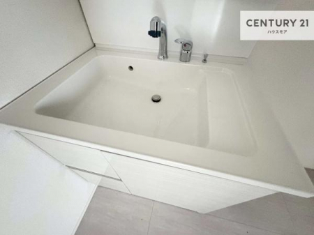 ���ʑ�E���ʏ��@�[�����ʑ�{�E���́A�������˂ɂ����̂ł�����ꂪ�y�X�I���������ۂĂ܂��I
�L���C�Ȑ��ʏ��Ŏ��������̃��`�x�[�V�������オ��܂��ˁI