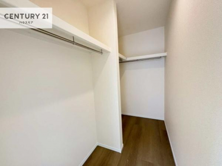 ���[�@�E�H�[�N�C���N���[�[�b�g�t���ł��B��������̂��m���Ȃǂ����[���Ă��������ł��ˁI���ɂ���@�������ȂǋG�ߕ��̑傫�ȉƓd�����[�ł��܂��I