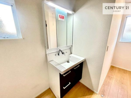 ���ʑ�E���ʏ��@�����t���̖��邢���ʎ��ł��I���C�������ɓ���ւ����ł��Đ����ɕۂ��Ƃ��ł��܂��I���R�����������ނ̂ł����ς̎d�オ����ǂ��Ȃ�܂��ˁI