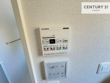 ���̑��@����������g�[���t���Ă��閣�͓I�Ȏd�l�ł��I�~��̓q�[�g�V���b�N�̗\�h�ɂ��g���܂��B
�J�̓��ł������󕨂���������̂ŁA���󕨂����ߍ��݂ɂ����I