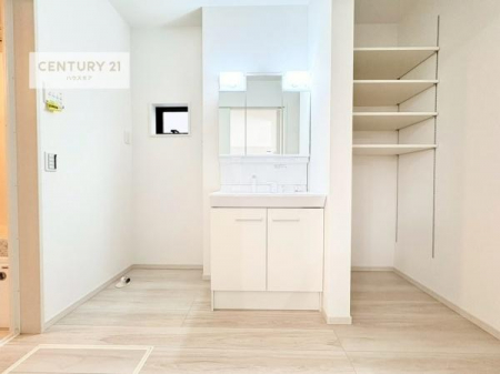 ���ʑ�E���ʏ��@���ʏ��ɂ͎��[�X�y�[�X����I�^�I�����܂̃X�g�b�N���̎��[�ɂ��֗��I
���ʑ���肪��������ƕЕt�������C�����悭���g�����������܂��ˁI