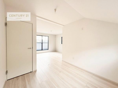 �Q���@�o���R�j�[�ɖʂ����m���́A���炩�Ȓ������������ސS�n�悢��ԁB�u�₩�Ȍ��ɕ�܂�ċC�����悭�ڊo�߂��邽�߁A�Q���ɍœK�Ȃ������ł��B���̊��C�₨�z�c���������K�ɍs���܂��B