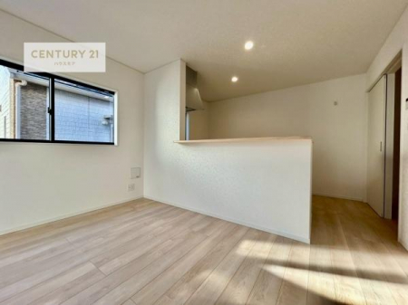 ���r���O�@�L�X�_�C�j���O�X�y�[�X�I������肨�H���B�΂��������y�������Ԃ��߂����܂��B���X�̔���������܂��I