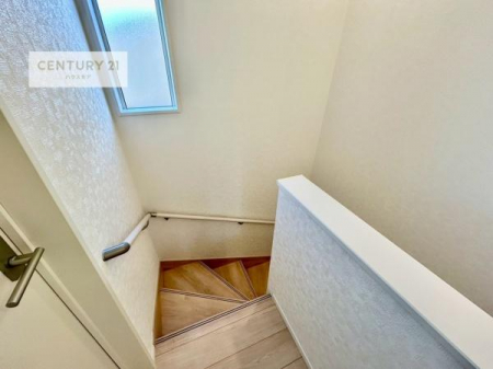 ���̑����ρ@�K�i�͖��邭�萠������Ă��܂��B���q�l�₲�N�z�̕������S���Ă����p�����܂��ˁB