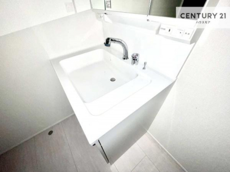 ���ʑ�E���ʏ��@�[�����ʑ�{�E���́A�������˂ɂ����̂ł�����ꂪ�y�X�I���������ۂĂ܂��I
�L���C�Ȑ��ʏ��Ŏ��������̃��`�x�[�V�������オ��܂��ˁI