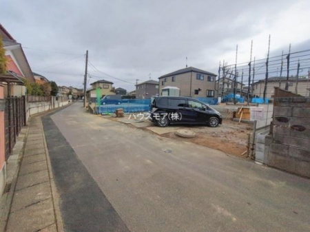 ���̑����n�@�O�ʓ��H��4���I�z����ǍD�ȗ��n�ł��B
�Ԍɓ��ꂪ���ȕ������S�ł��ˁB