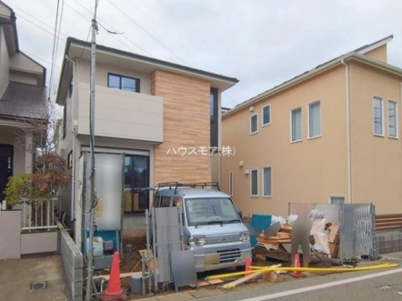 ���ԏ�@���ԃX�y�[�X��2�䕪����܂��I�Z�J���h�J�[�͂������A�o�C�N�⎩�]�ԂȂǂ��u���ꏊ�ɍ���܂���B