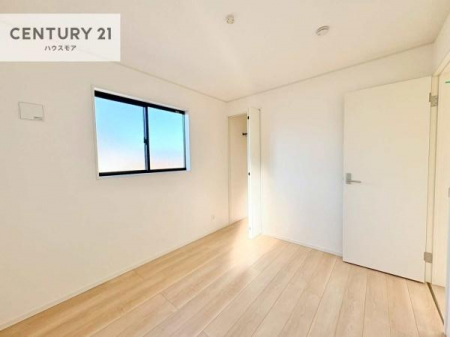 ���r���O�ȊO�̋����@���[�X�y�[�X�����Ă��܂��I�������X�b�L�����ڂ��鎖���ł��܂��ˁB
�Ƌ��I�΂Ȃ��V���v���ȃf�U�C���ׁ̈A�Ƌ��I�΂����C�ɓ���̋�ԍ�肪�ł������ł��ˁB