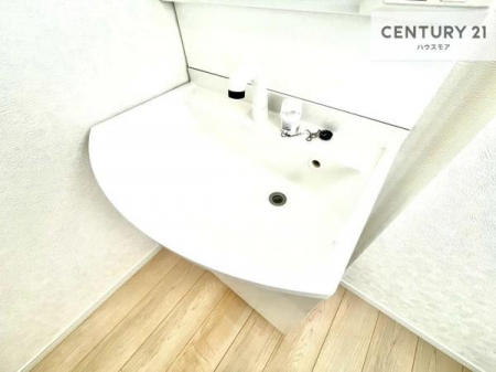 ���ʑ�E���ʏ��@�[�����ʑ�{�E���́A�������˂ɂ����̂ł�����ꂪ�y�X�I���������ۂĂ܂��I
�L���C�Ȑ��ʏ��Ŏ��������̃��`�x�[�V�������オ��܂��ˁI