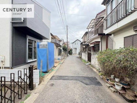 ���̑����n�@�O�ʓ��H4���I�z����ǍD�ȗ��n�ł��B
�Ԍɓ��ꂪ���ȕ������S�ł��ˁB