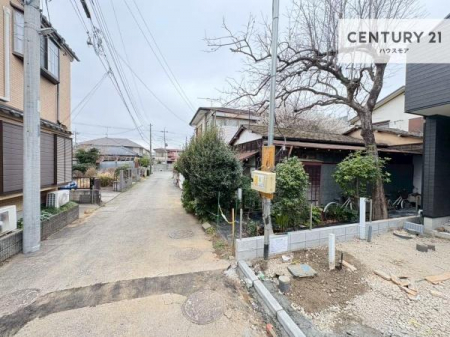 ���̑����n�@�O�ʓ��H��4���I�z����ǍD�ȗ��n�ł��B
�Ԍɓ��ꂪ���ȕ������S�ł��ˁB