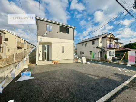 ���ԏ�@���ԃX�y�[�X��2�䕪����܂��I�Z�J���h�J�[�͂������A�o�C�N�⎩�]�ԂȂǂ��u���ꏊ�ɍ���܂���B