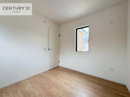 ���r���O�ȊO�̋����@�V���v���Ƀf�U�C������Ă��邽�߁A�Ƌ��I�т܂���I
���C�ɓ���̉Ƌ��u���Ă��낰���Ԃ���邱�Ƃ��ł��܂��B