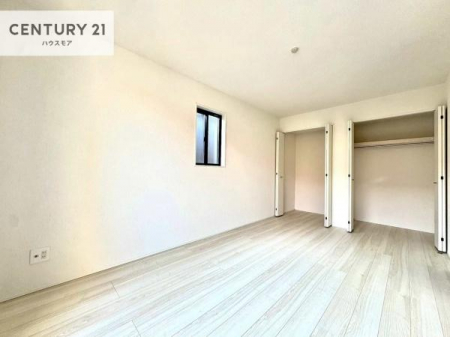 ���r���O�ȊO�̋����@���[�X�y�[�X�����Ă��܂��I�������X�b�L�����ڂ��鎖���ł��܂��ˁB
�Ƌ��I�΂Ȃ��V���v���ȃf�U�C���ׁ̈A�Ƌ��I�΂����C�ɓ���̋�ԍ�肪�ł������ł��ˁB