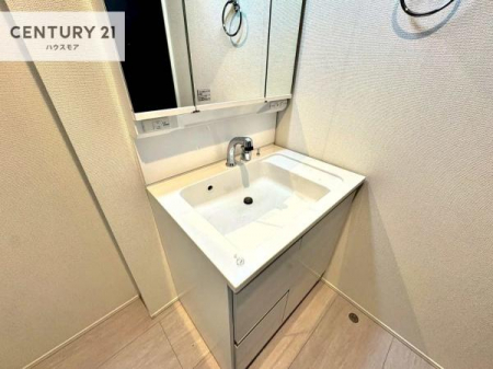 ���ʑ�E���ʏ��@�[�����ʑ�{�E���́A�������˂ɂ����̂ł�����ꂪ�y�X�I���������ۂĂ܂��I
�L���C�Ȑ��ʏ��Ŏ��������̃��`�x�[�V�������オ��܂��ˁI