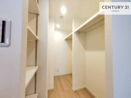 ���[�@�E�H�[�N�C���N���[�[�b�g�t���ł��B��������̂��m���Ȃǂ����[���Ă��������ł��ˁI���ɂ���@�������ȂǋG�ߕ��̑傫�ȉƓd�����[�ł��܂��I