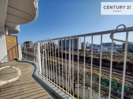 �o���R�j�[�@�z������̗ǂ��o���R�j�[�ŁA�����󕨂��悭���������ł��ˁI
���V�C�̗ǂ����ɂ̓o���R�j�[�֏o�ă��t���b�V������̂��C�����悳�����ł��B